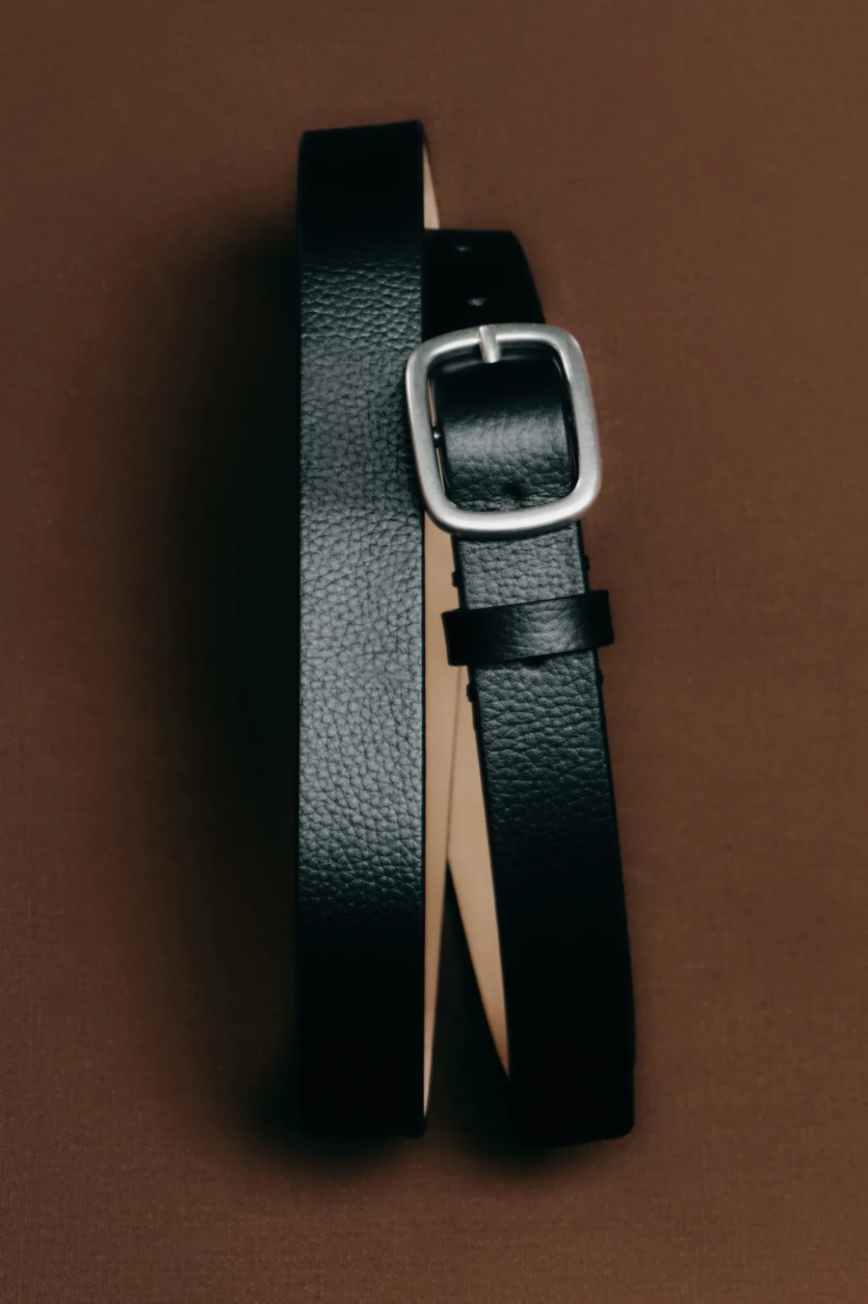 GRAINED-LEATHER BELT