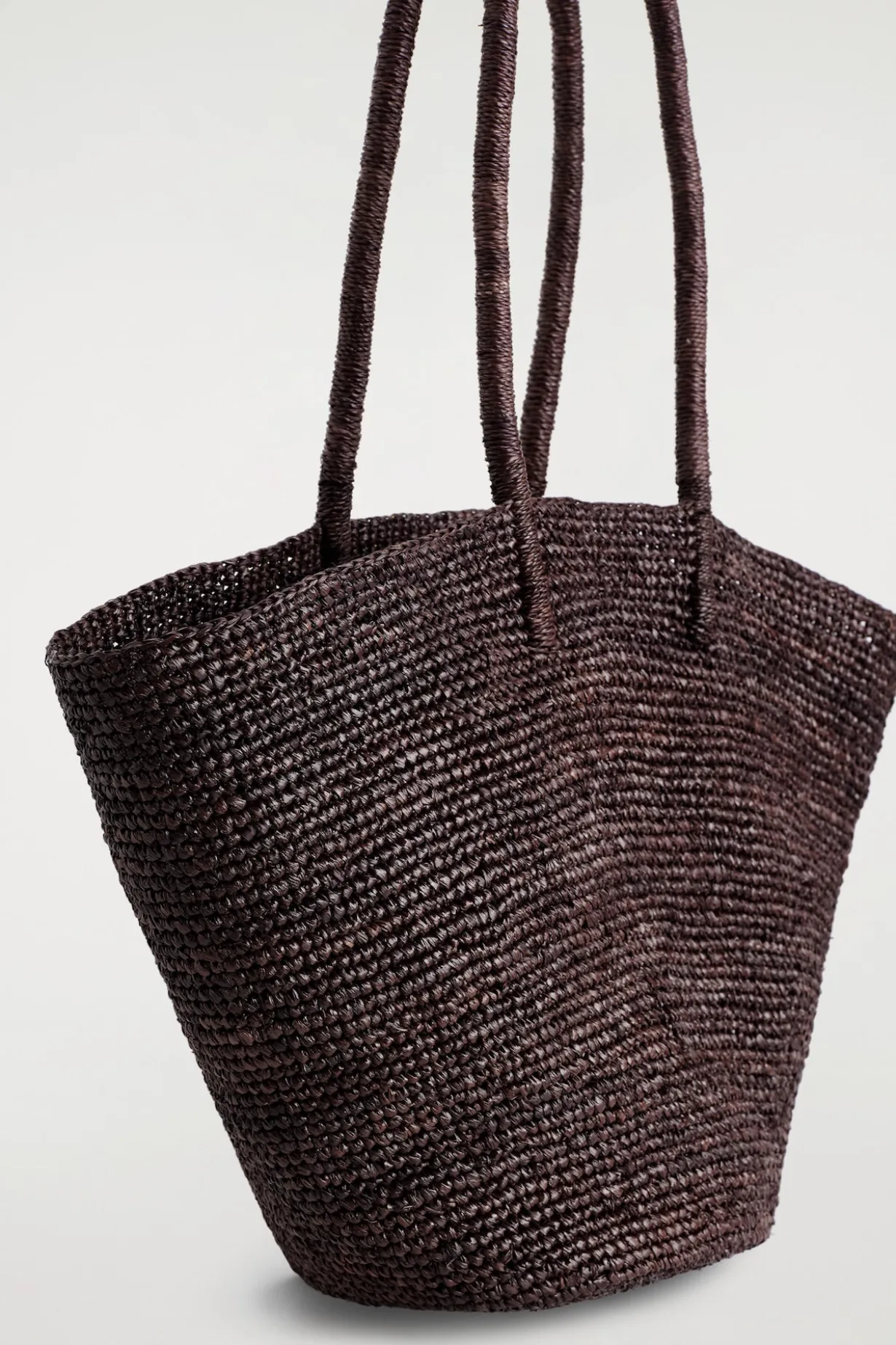 HAND-WOVEN MARKET TOTE - STRAW