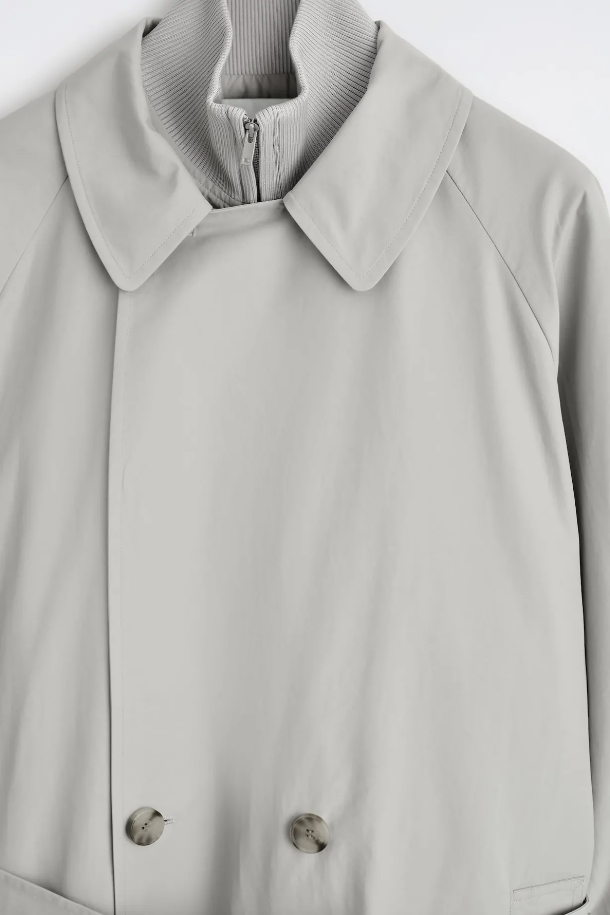 2-IN-1 WATER-REPELLENT TRENCH COAT