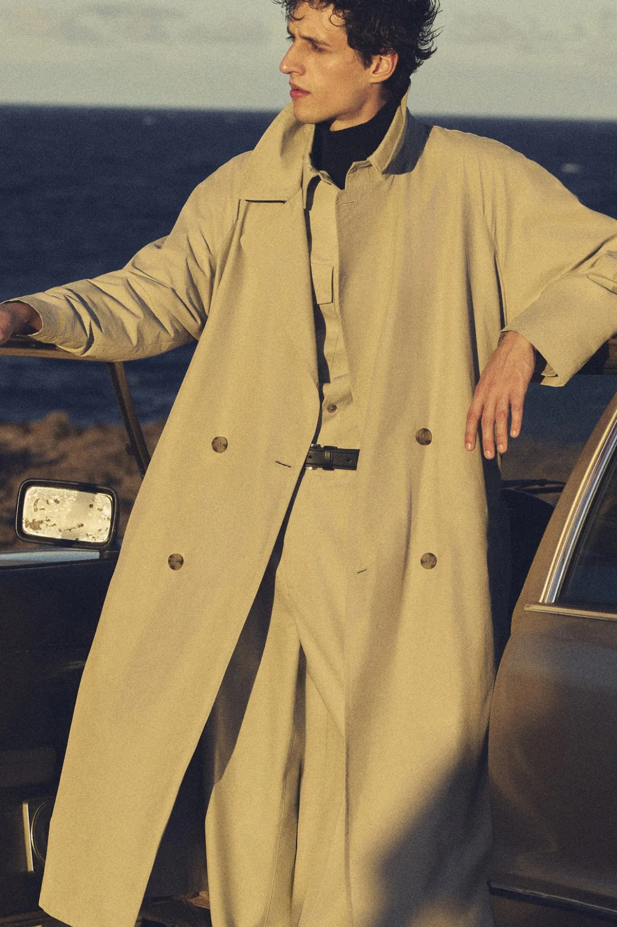 2-IN-1 WATER-REPELLENT TRENCH COAT