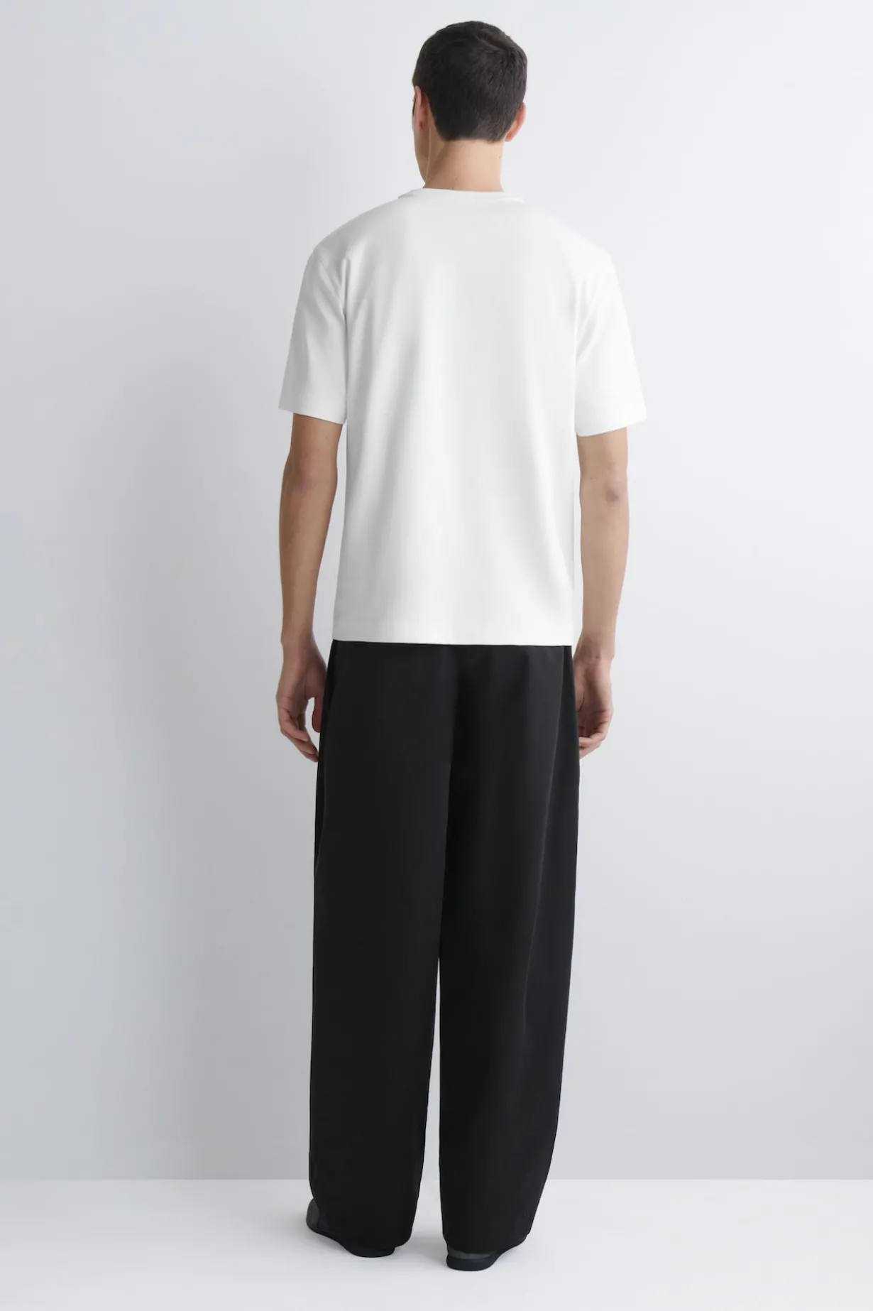 INTERLOCK COTTON CREW-NECK T-SHIRT