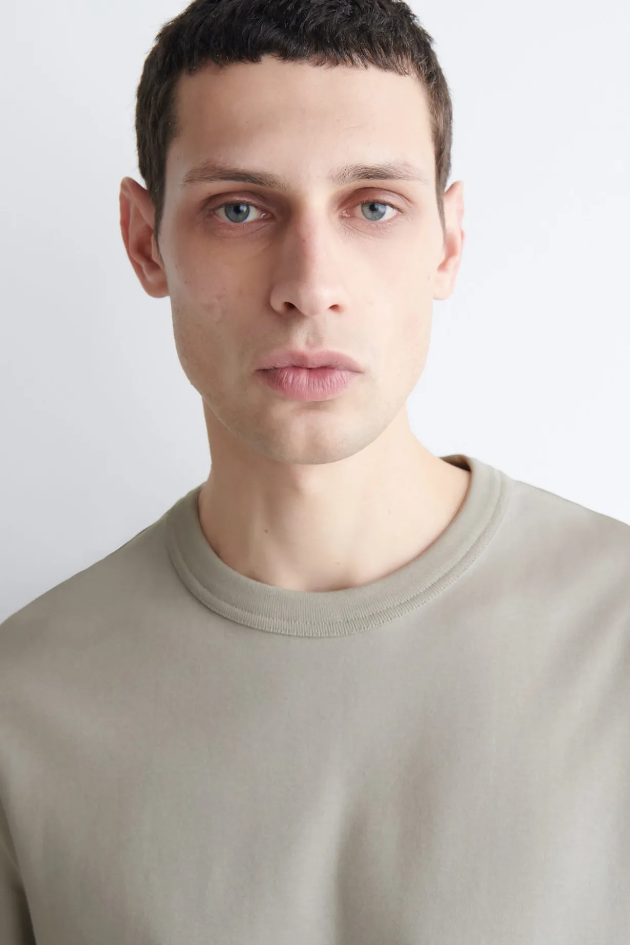 INTERLOCK COTTON CREW-NECK T-SHIRT