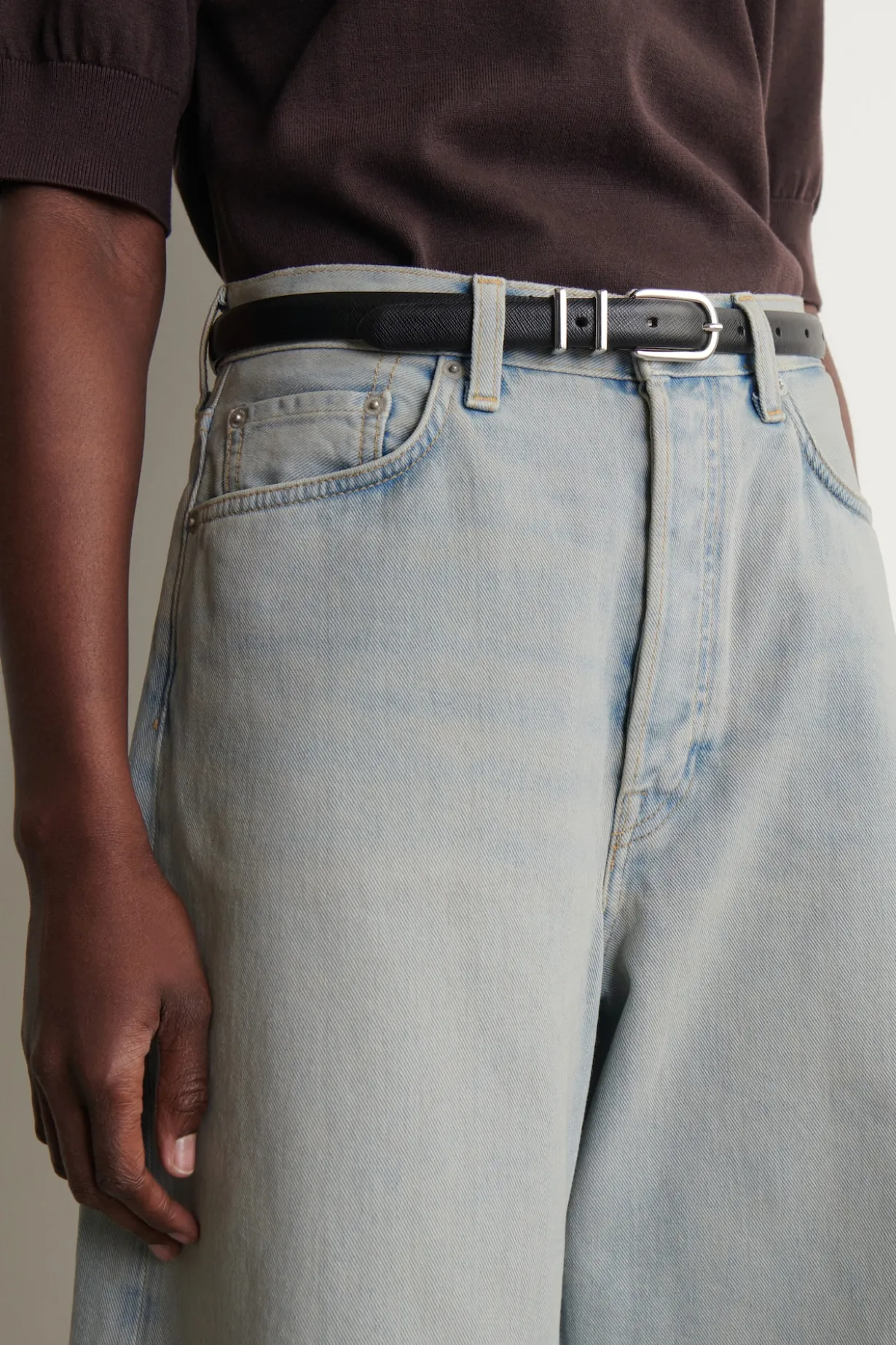 KNEE-LENGTH DENIM SHORTS