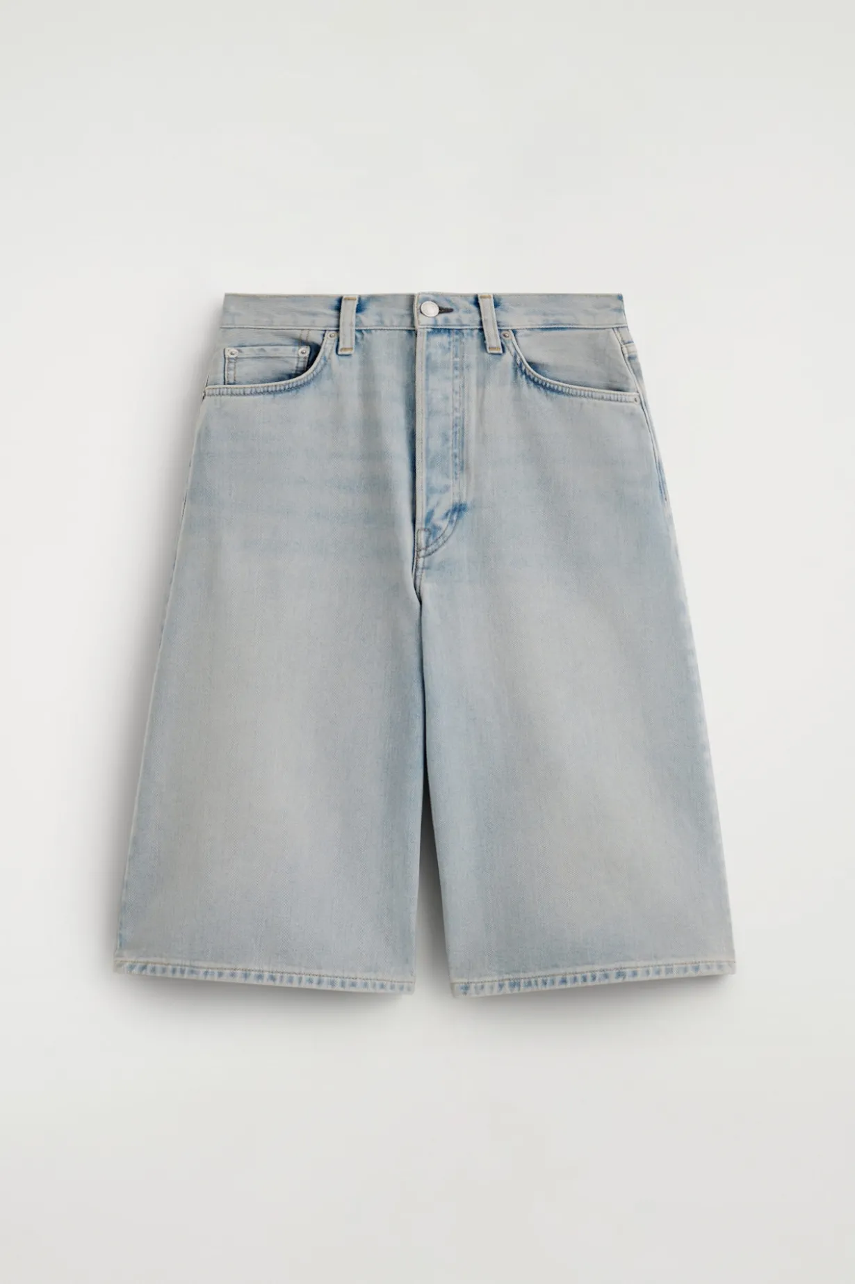 KNEE-LENGTH DENIM SHORTS