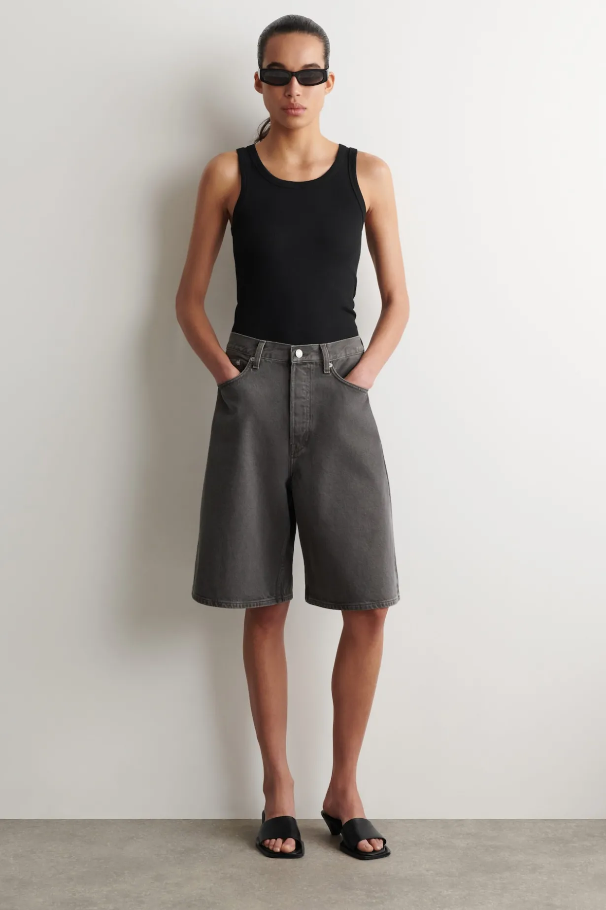 KNEE-LENGTH DENIM SHORTS