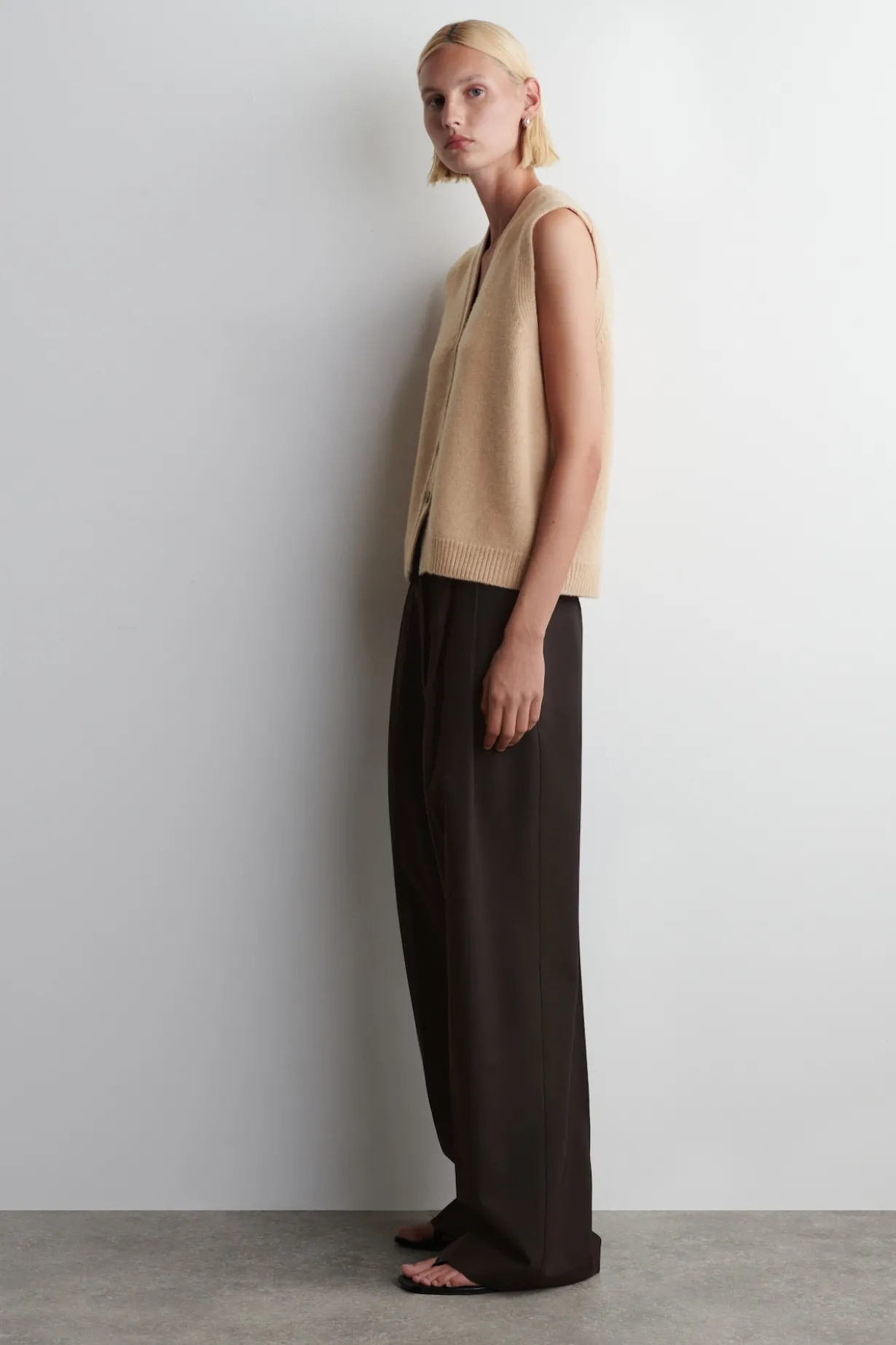 KNITTED CASHMERE-BLEND TANK