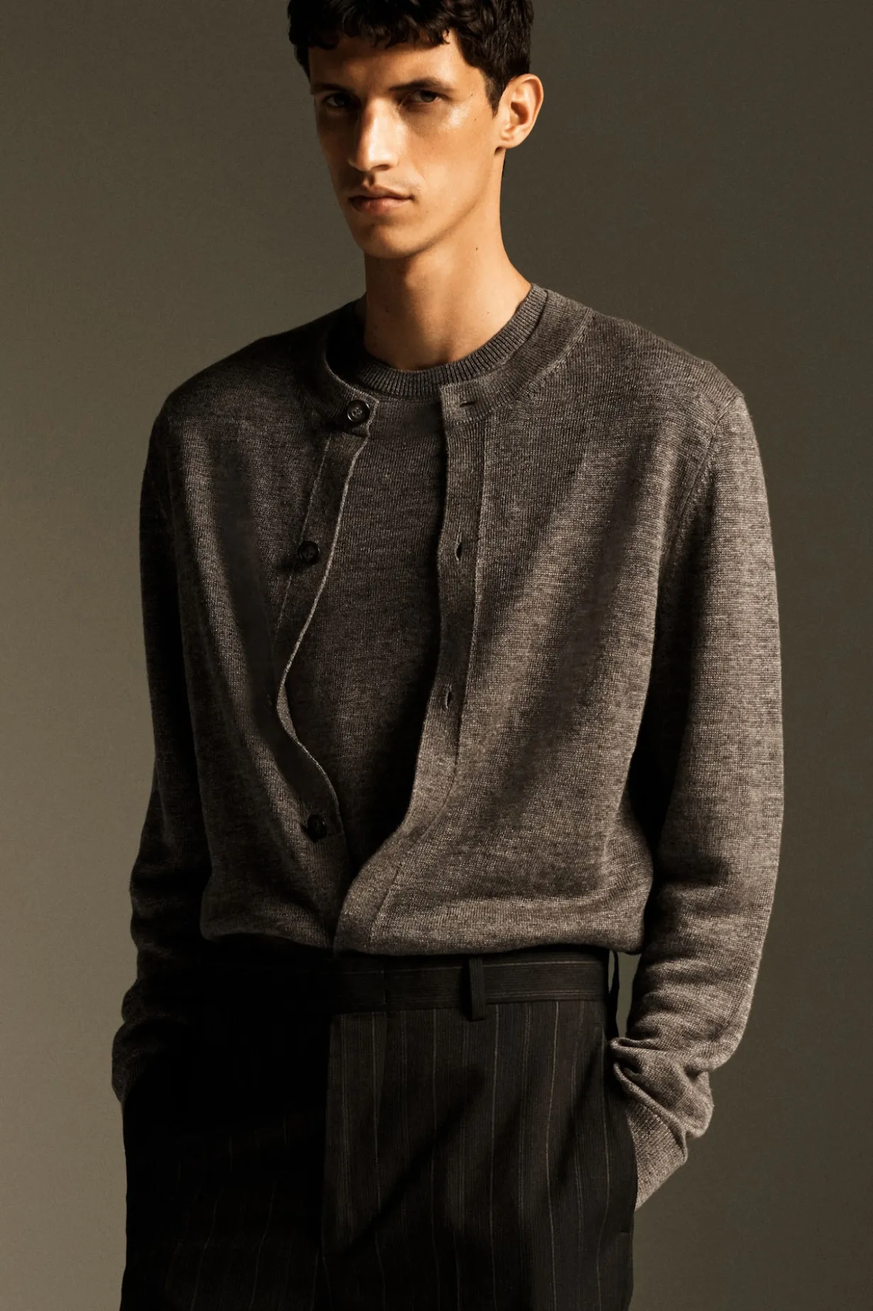 KNITTED LINEN CREW-NECK SWEATER