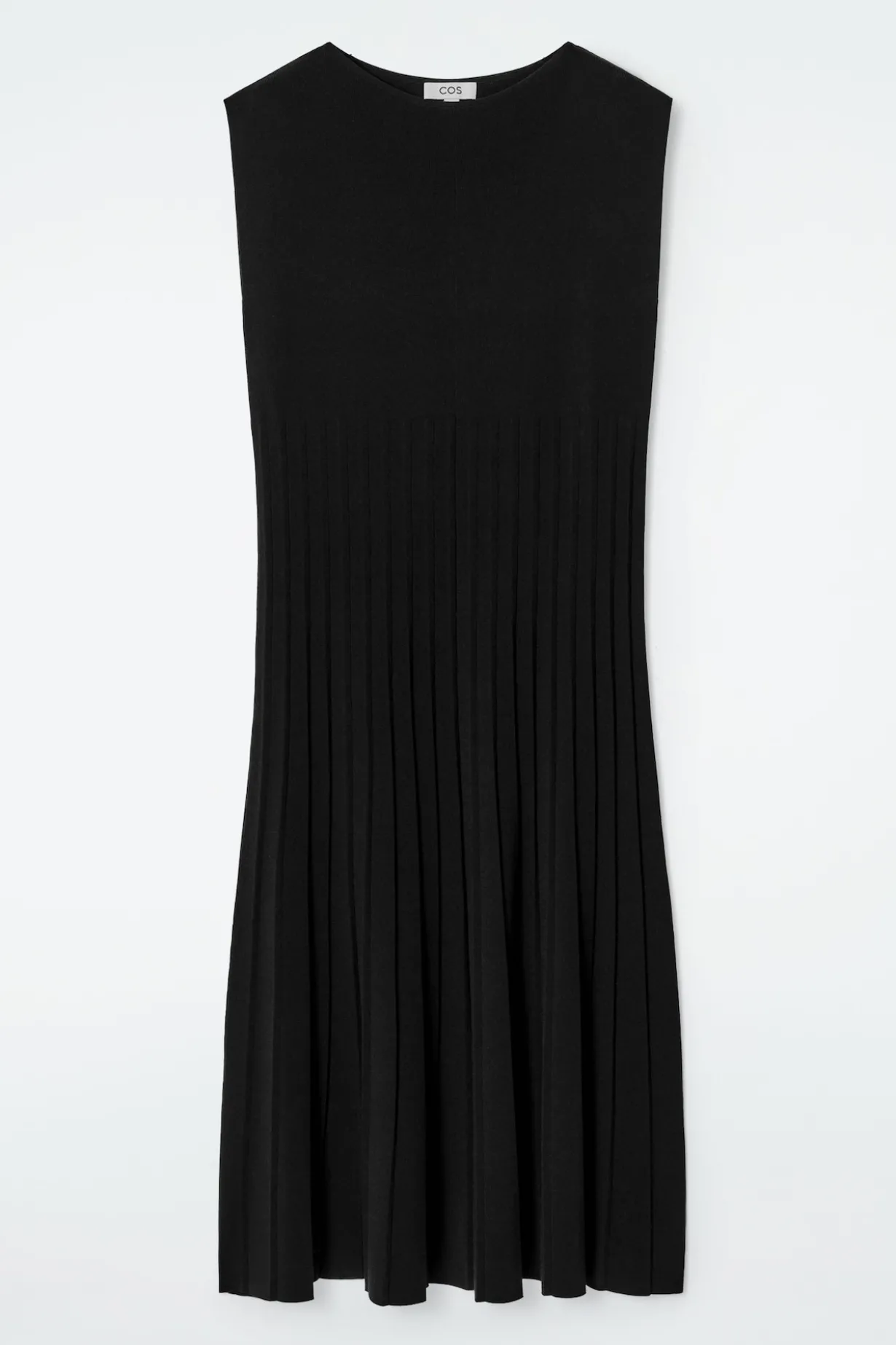 KNITTED PLEATED MAXI DRESS