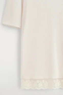 LACE-TRIMMED RIBBED V-NECK T-SHIRT