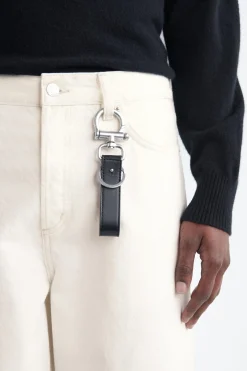 LEATHER KEYRING