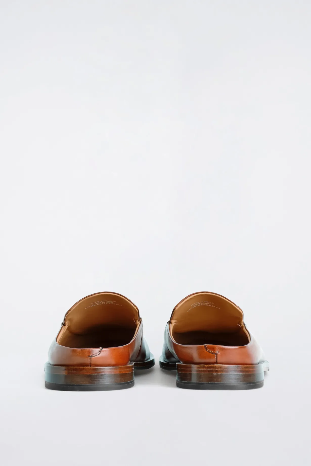 LEATHER MULE LOAFERS