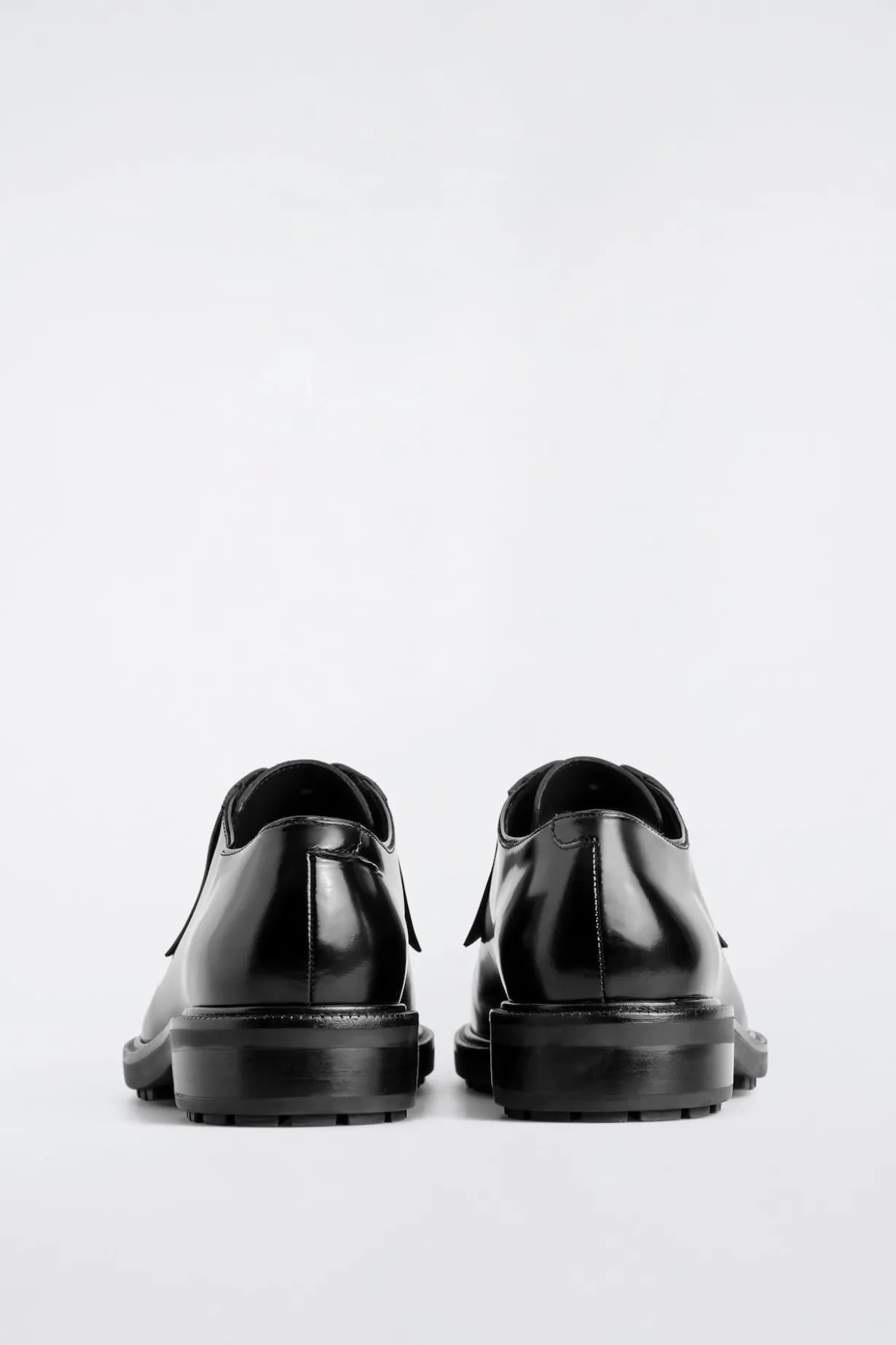 LEATHER OXFORD SHOES