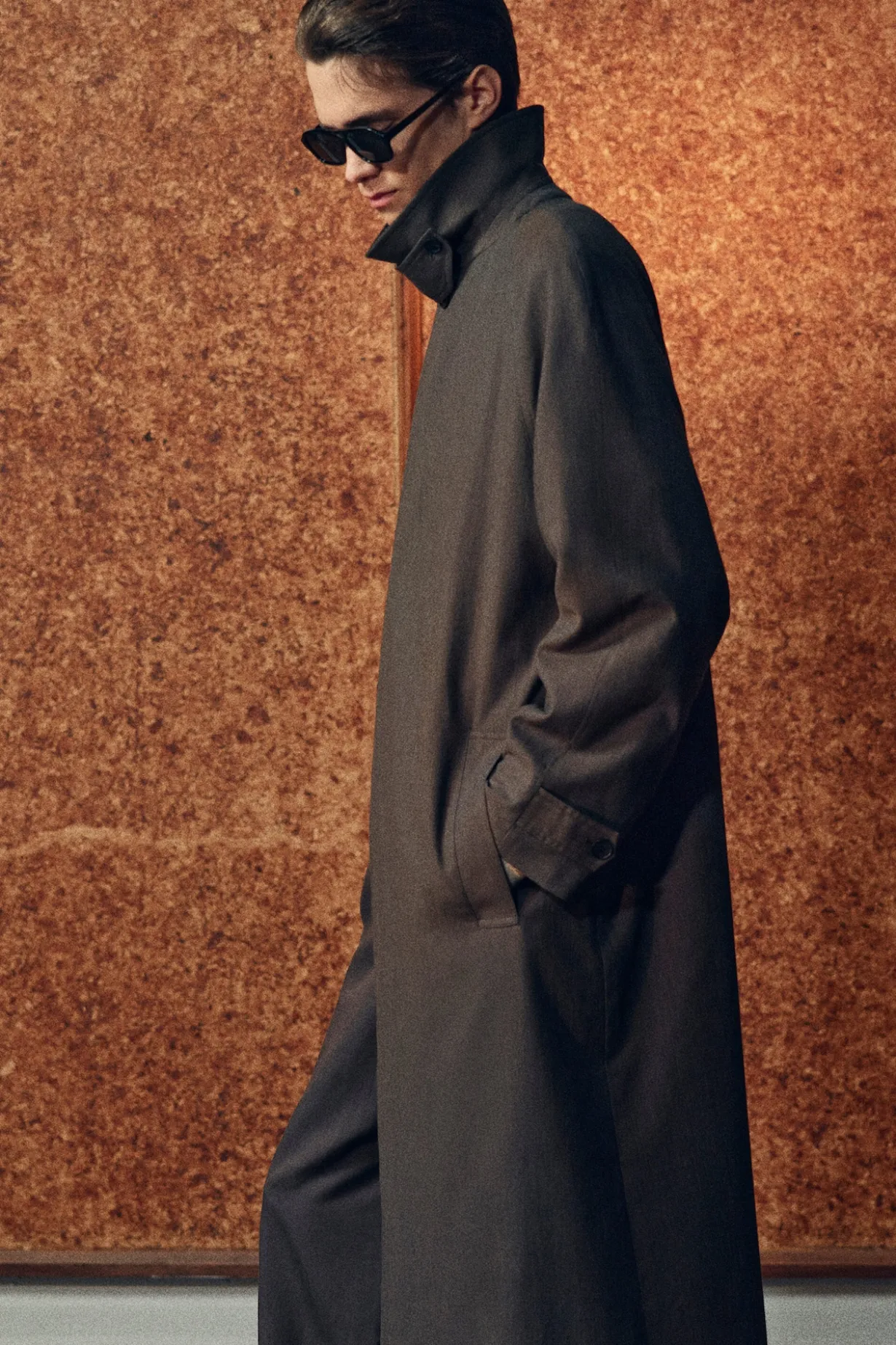 LIGHTWEIGHT COTTON-HERRINGBONE TRENCH COAT