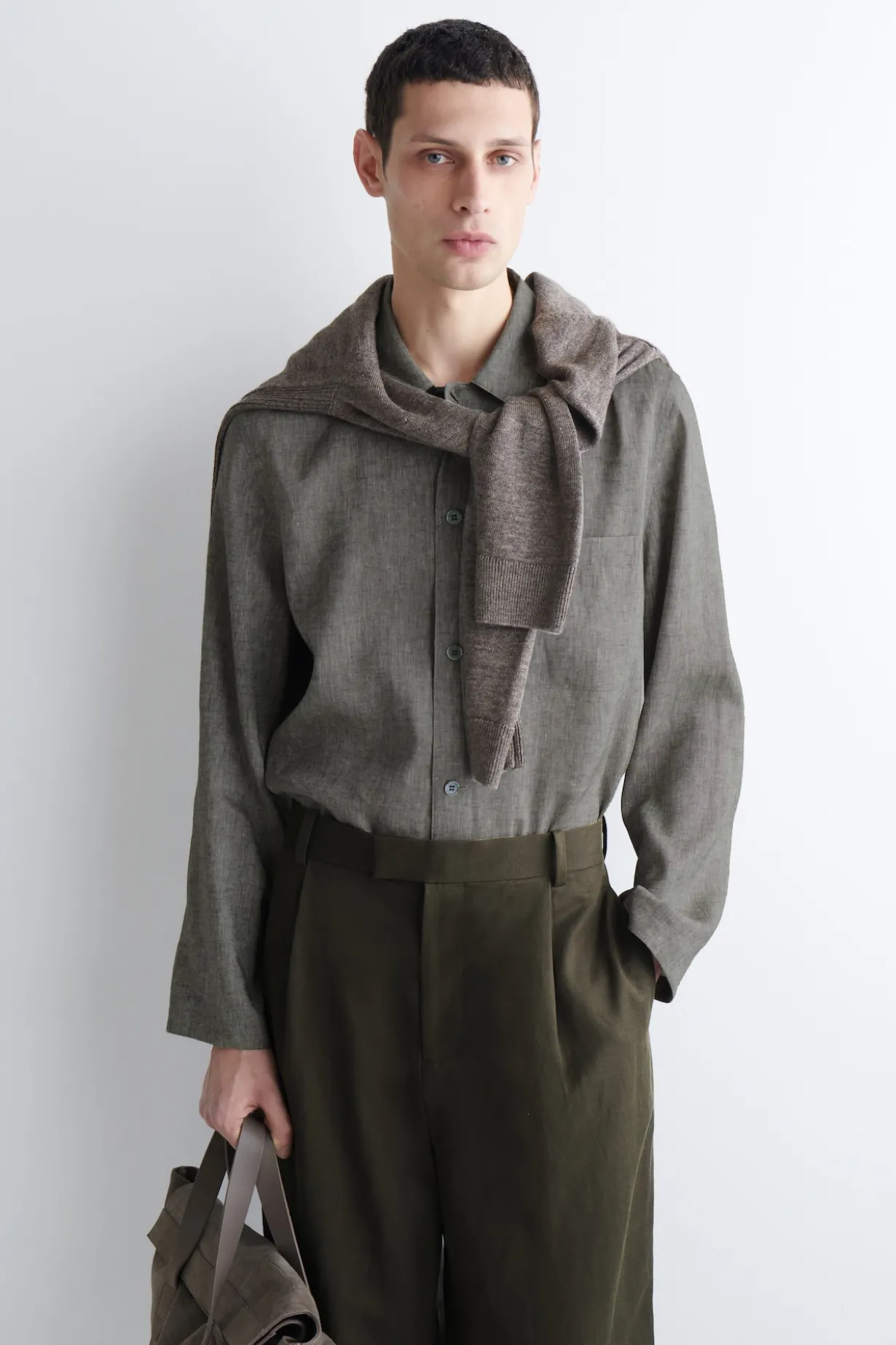 LINEN RELAXED SHIRT
