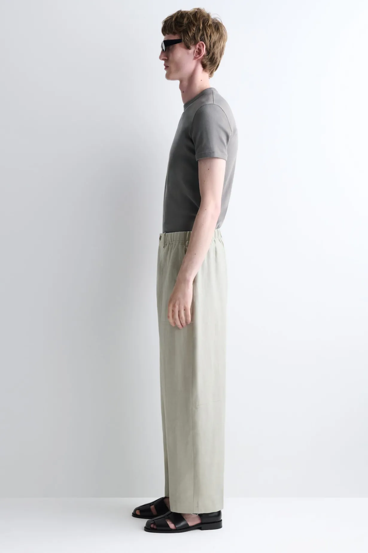 LINEN RELAXED-FIT BARREL-LEG TROUSERS