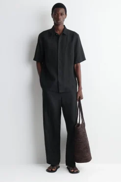 LINEN SHORT-SLEEVED SHIRT