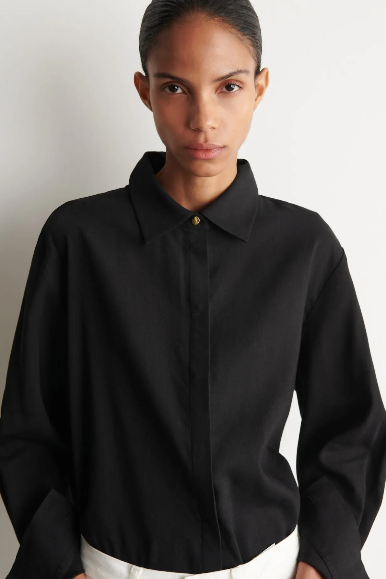 LONGLINE LINEN SHIRT