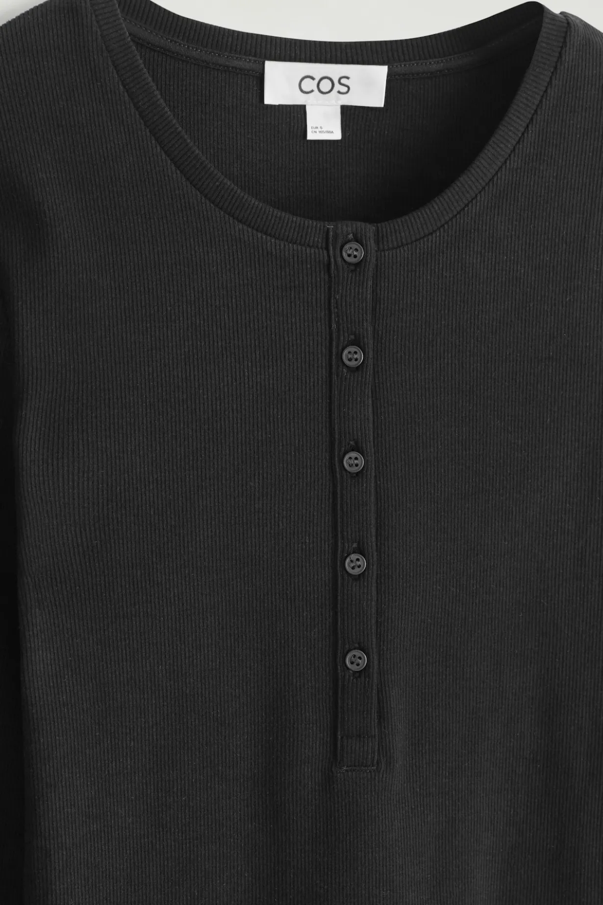 LONG-SLEEVED HENLEY TOP