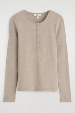 LONG-SLEEVED HENLEY TOP