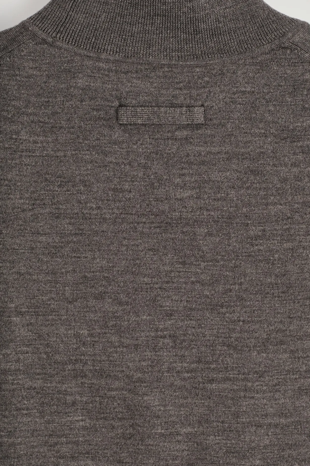 MERINO WOOL ROLL-NECK VEST