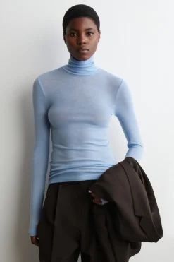 MERINO WOOL TURTLENECK TOP