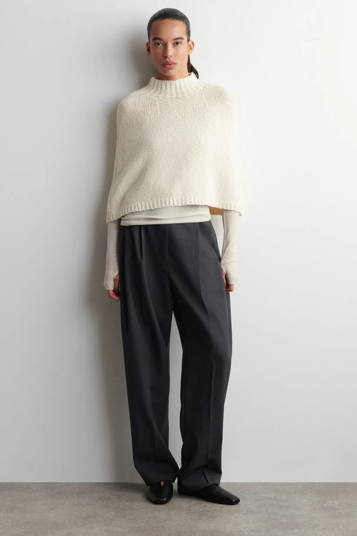MERINO-CASHMERE CAPE