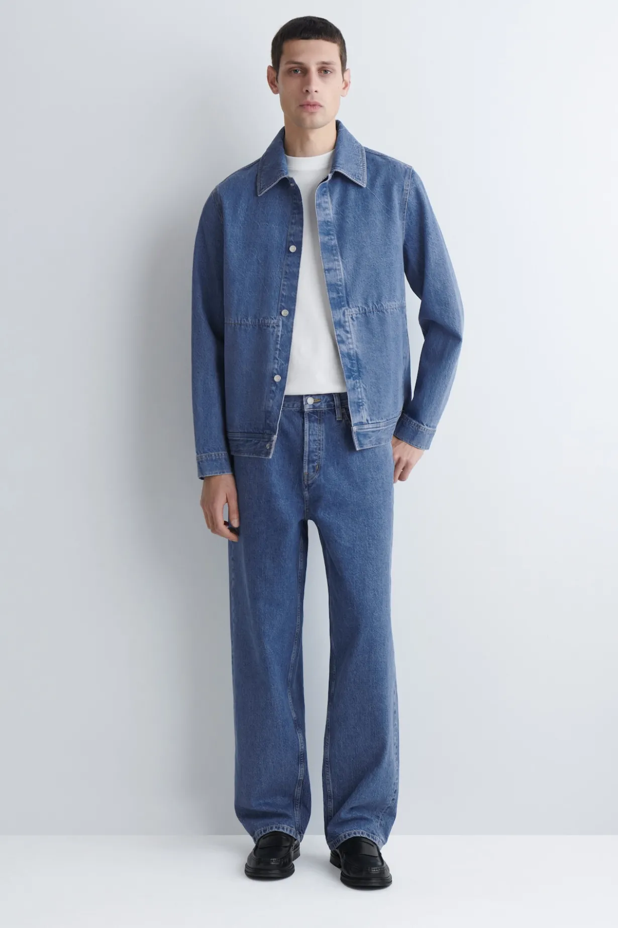 MINIMAL DENIM JACKET