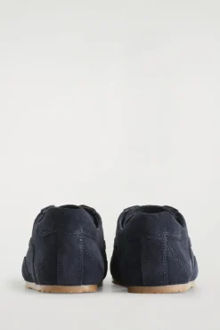 MINIMAL LEATHER SNEAKERS
