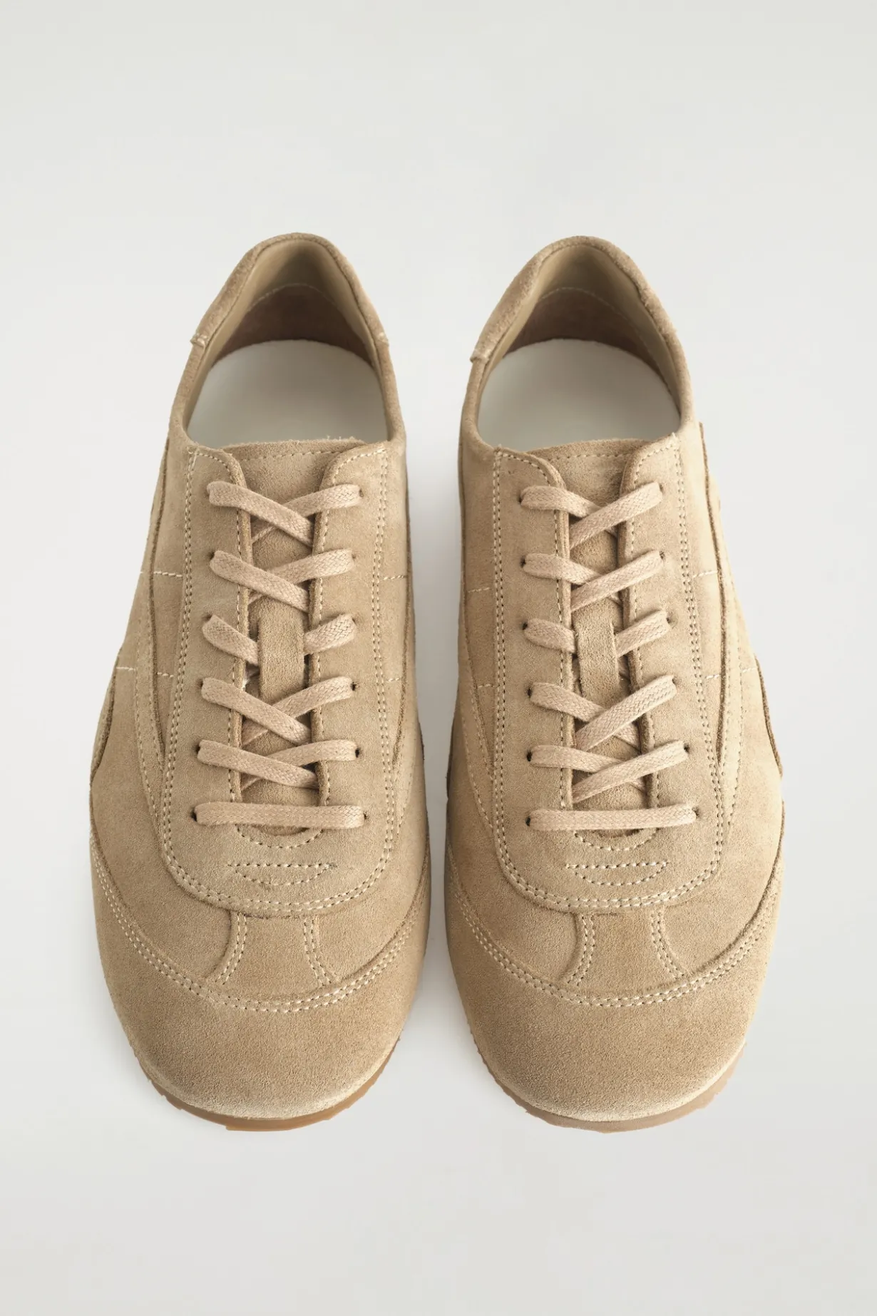 MINIMAL LEATHER SNEAKERS