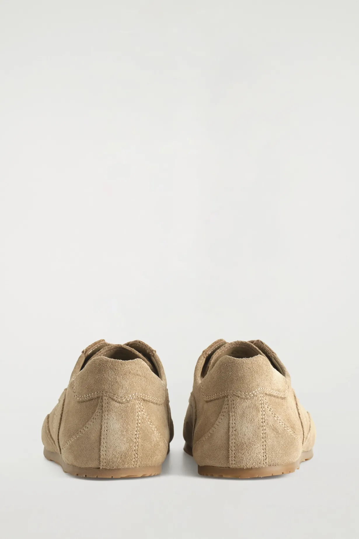 MINIMAL LEATHER SNEAKERS