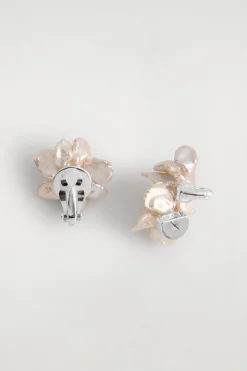 MISMATCHED CLUSTERED PEARL EARRINGS