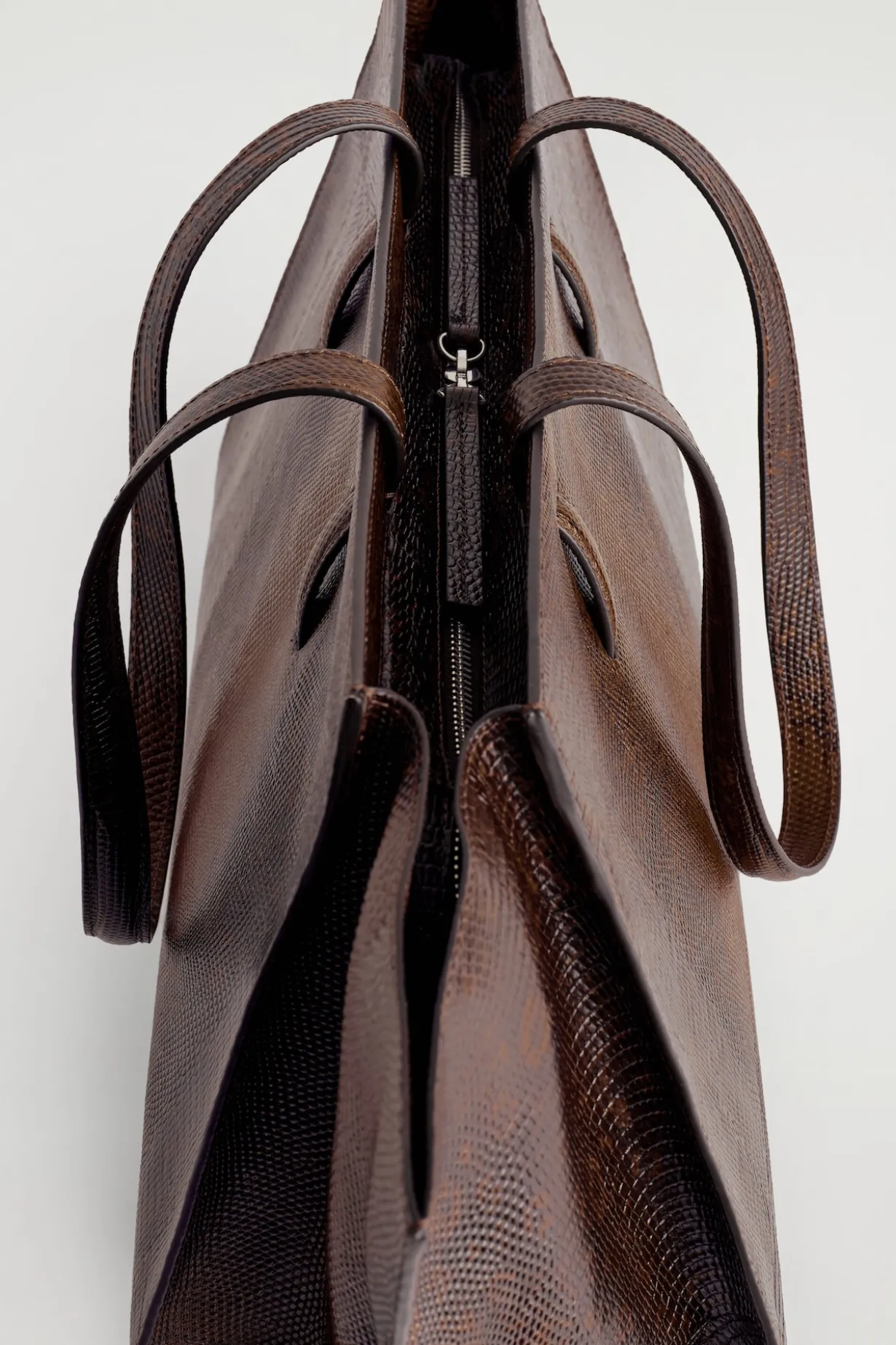 MONUMENT TOTE BAG - LEATHER