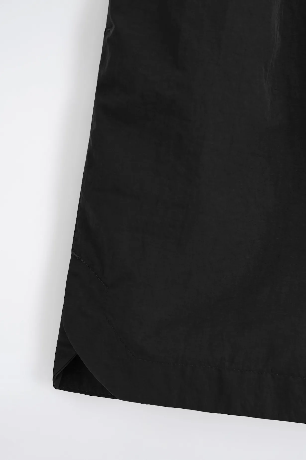 NYLON WIDE-LEG DRAWSTRING SWIM SHORTS