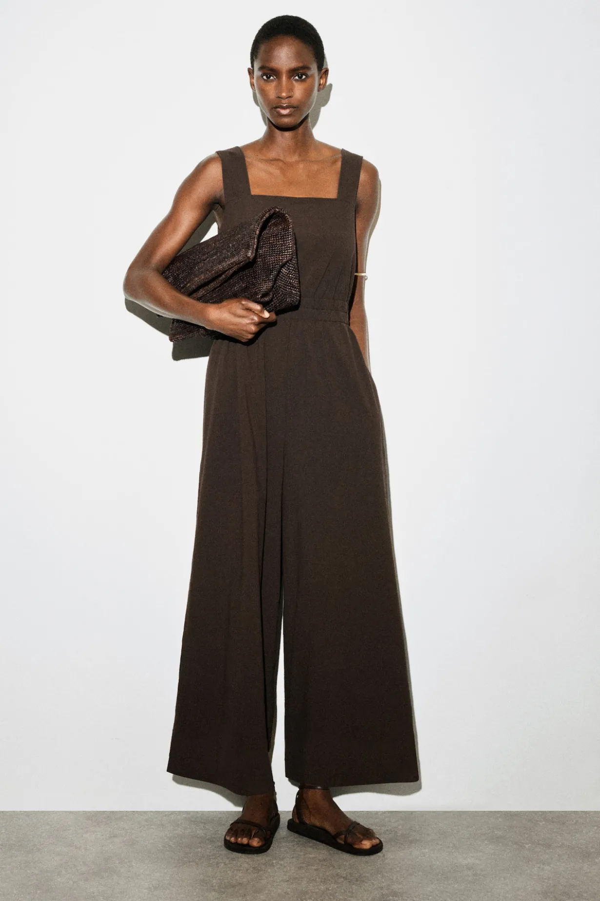 OPEN-BACK SEERSUCKER WIDE-LEG JUMPSUIT