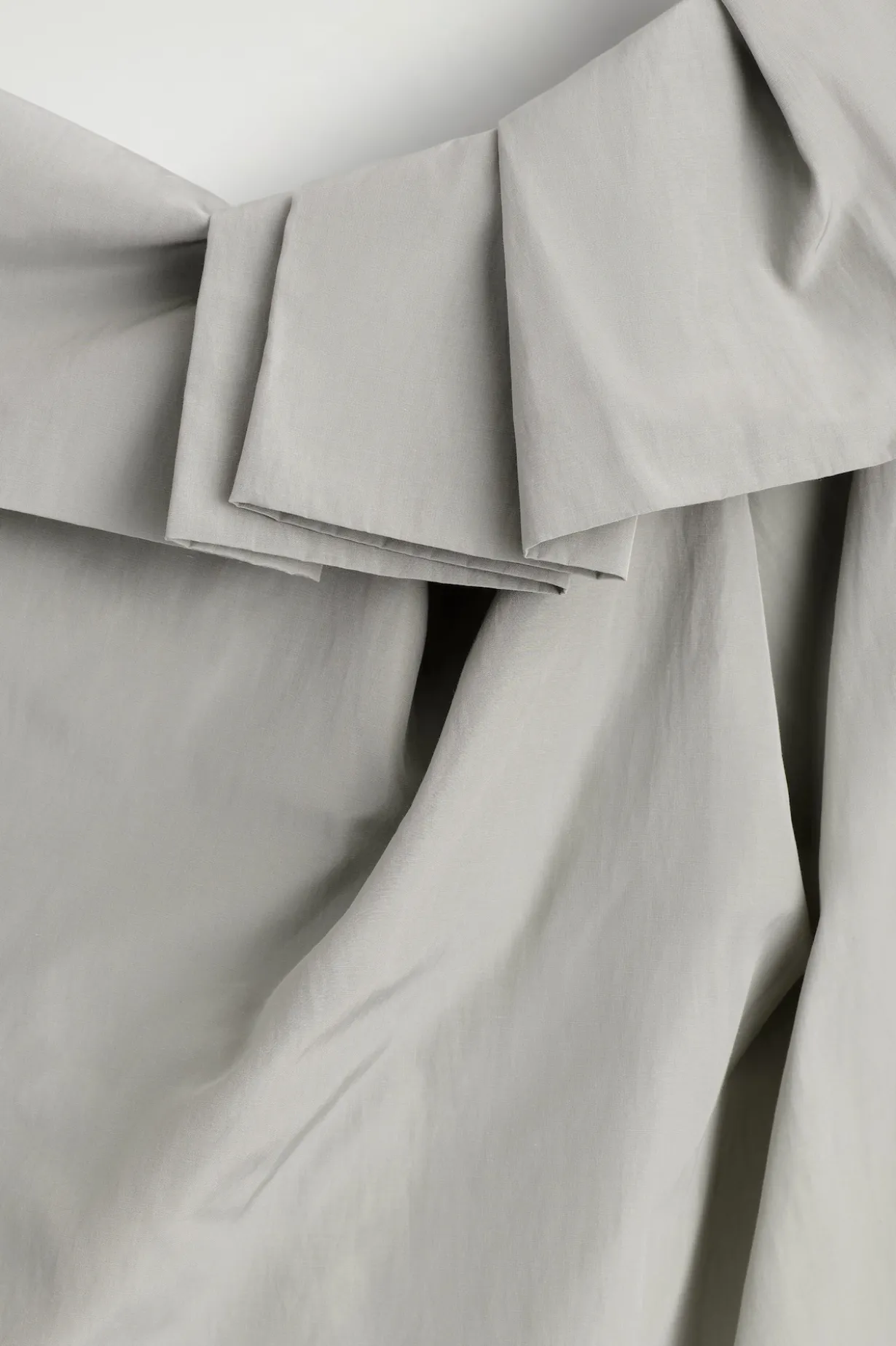 OVERSIZED DRAPED TOP