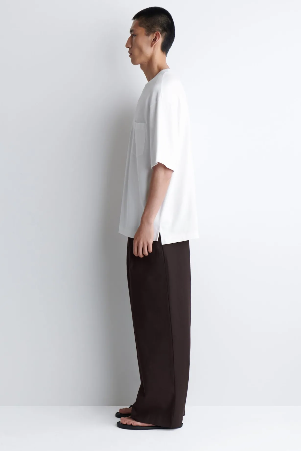 OVERSIZED HEAVYWEIGHT COTTON T-SHIRT