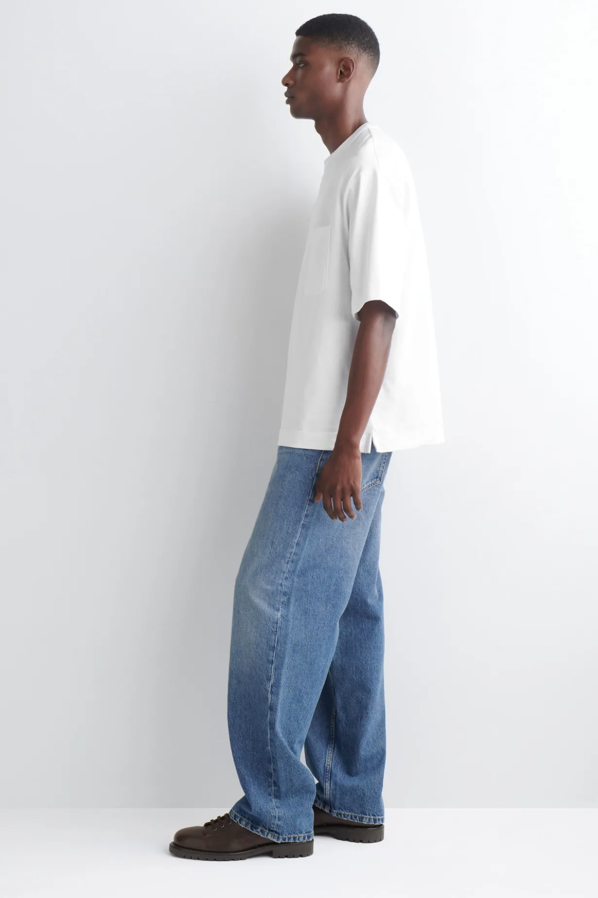 OVERSIZED HEAVYWEIGHT T-SHIRT