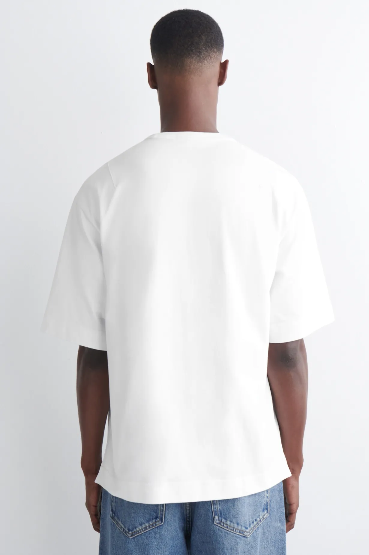 OVERSIZED HEAVYWEIGHT T-SHIRT