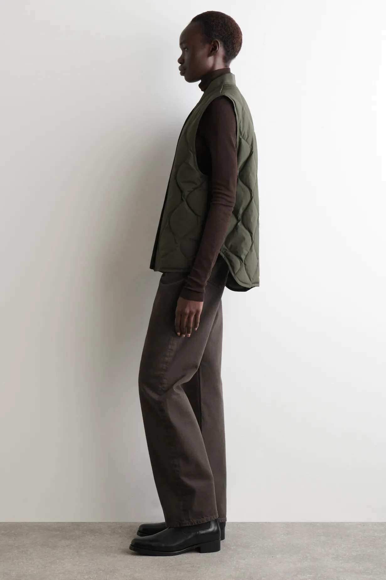 OVERSIZED QUILTED DOWN GILET