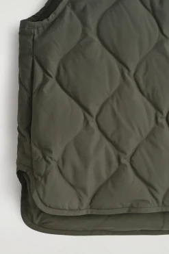 OVERSIZED QUILTED DOWN GILET