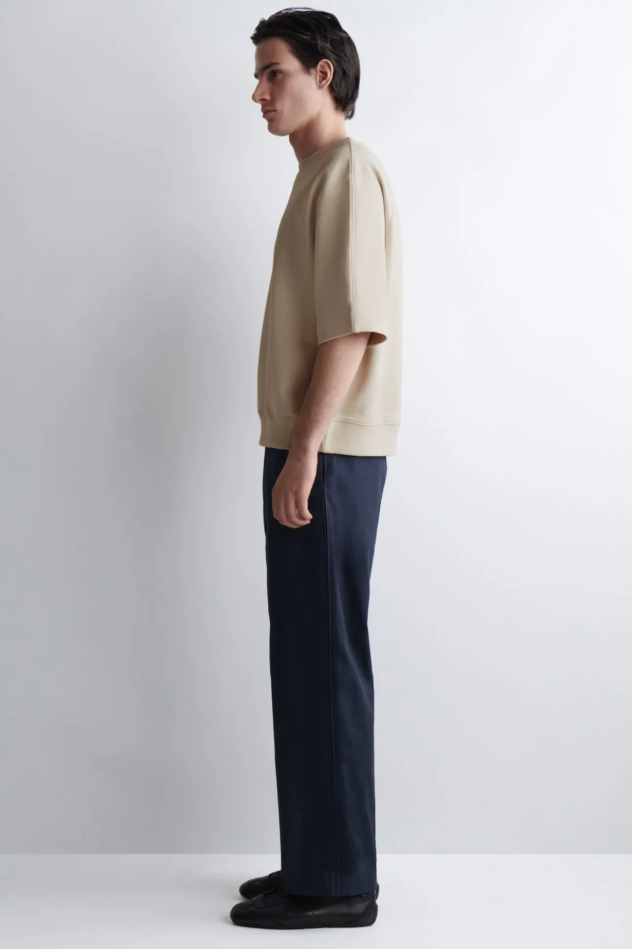 OVERSIZED SHORT-SLEEVED COTTON SWEATSHIRT