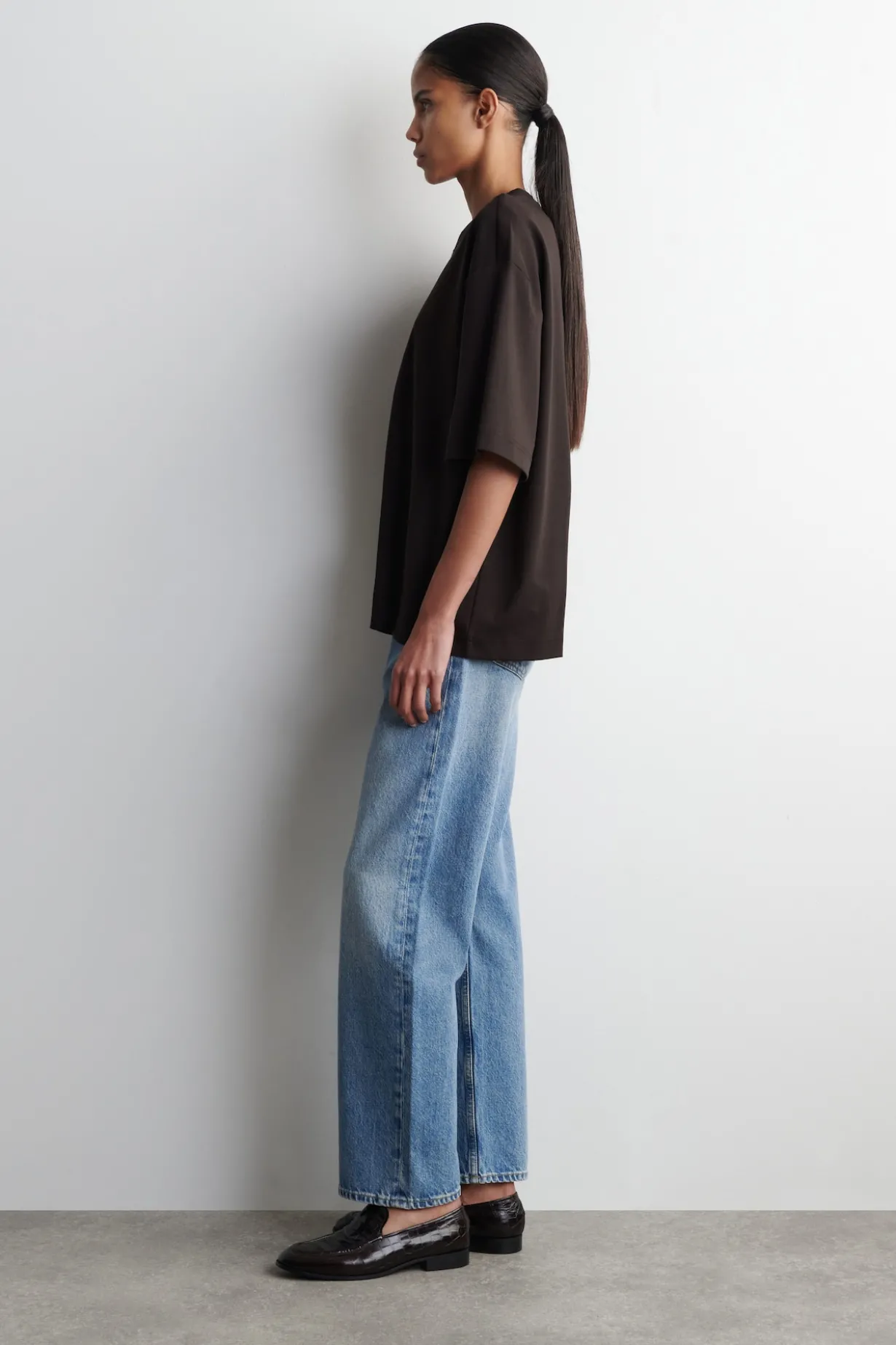 OVERSIZED T-SHIRT