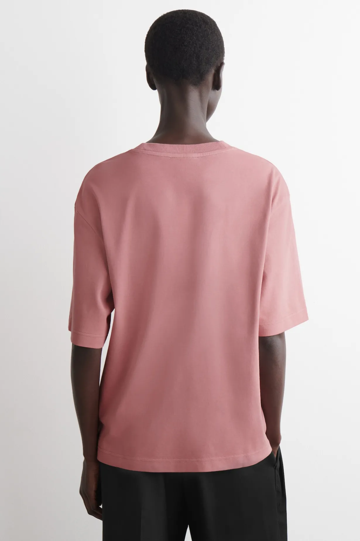 OVERSIZED T-SHIRT