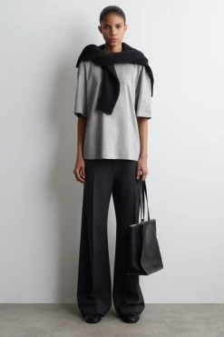 OVERSIZED T-SHIRT