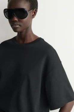 OVERSIZED T-SHIRT