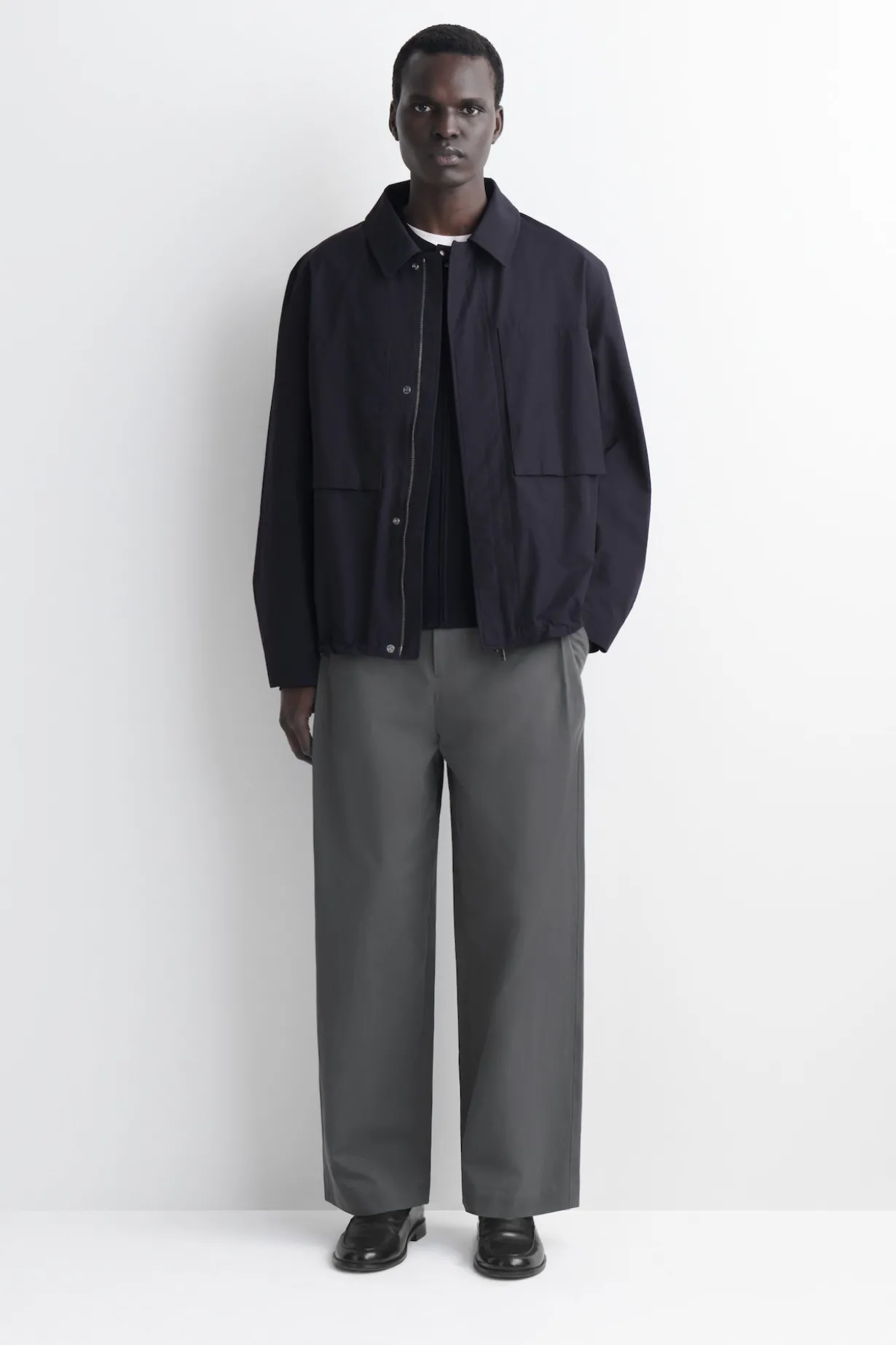 PACKABLE-HOOD WINDBREAKER JACKET