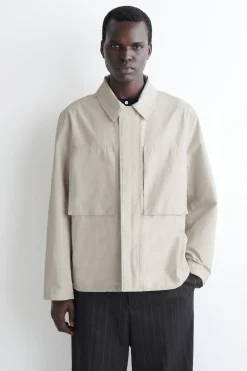 PACKABLE-HOOD WINDBREAKER JACKET