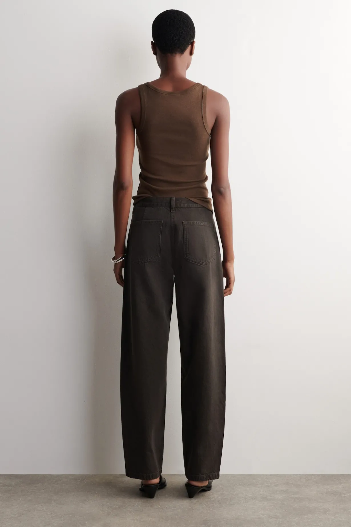 PATCH-POCKET STRAIGHT-LEG JEANS