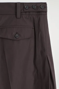 PLEATED COTTON BARREL-LEG TROUSERS
