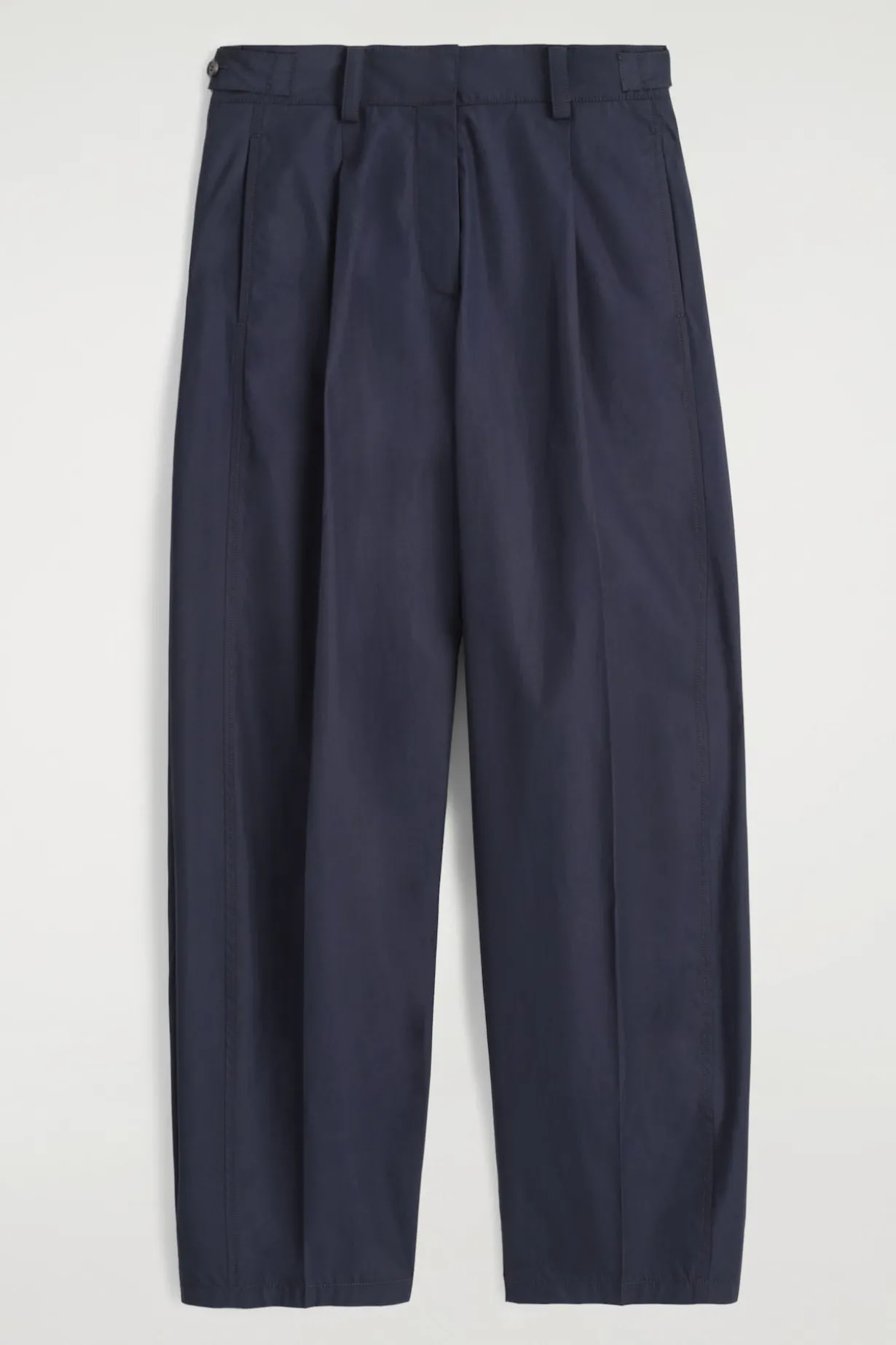 PLEATED COTTON BARREL-LEG TROUSERS